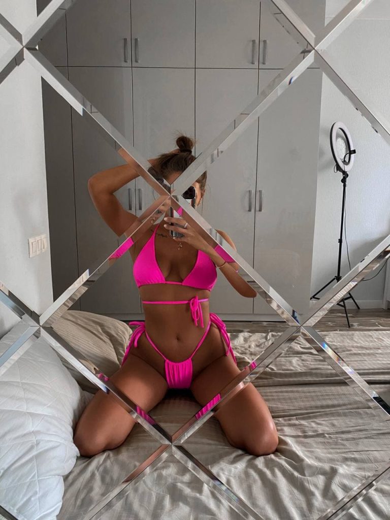 Russian escort from Adeline Dubai