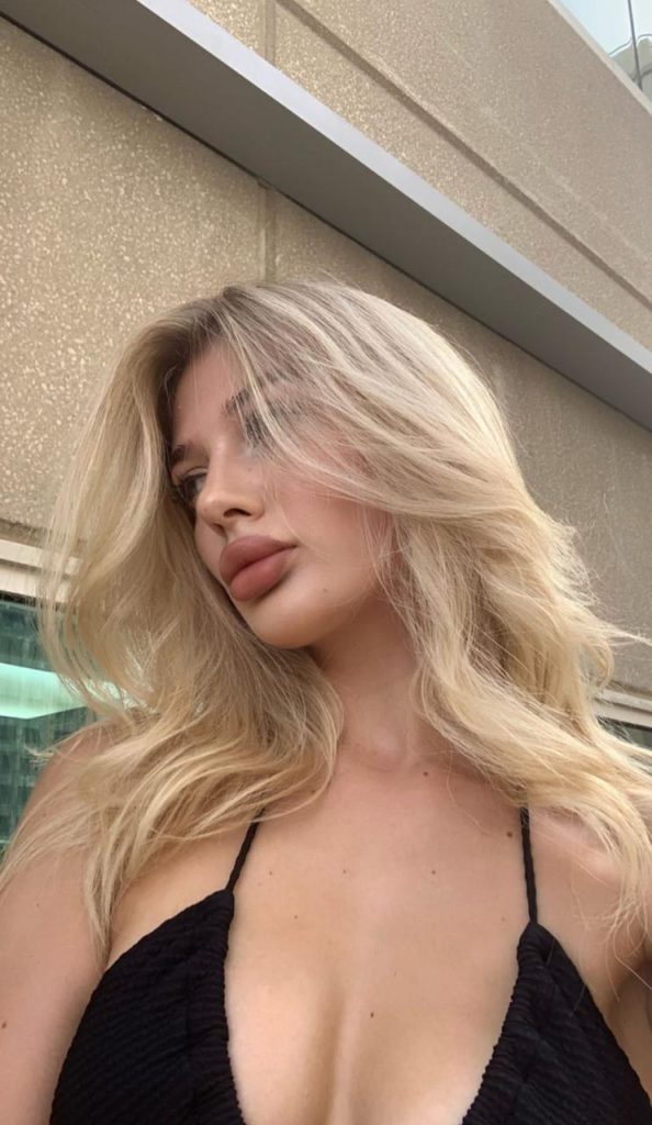 VIP escort from Polina Dubai