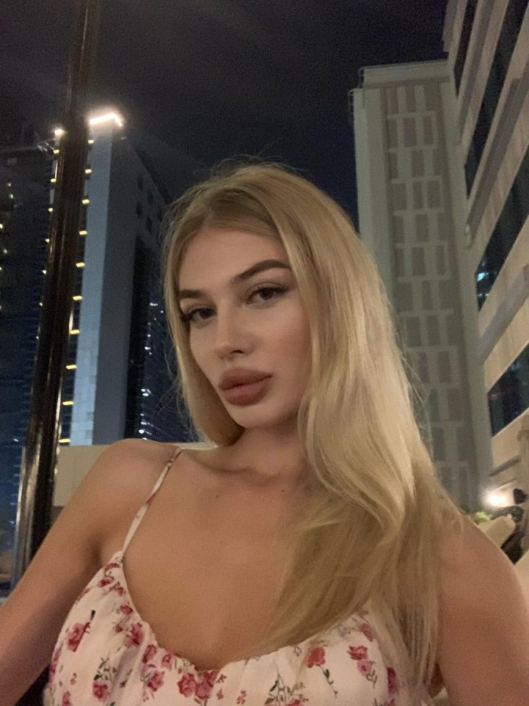 VIP escort from Polina Dubai works in