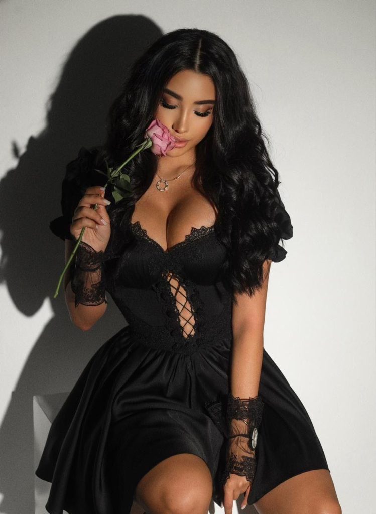 Elite escort from Lydia Dubai