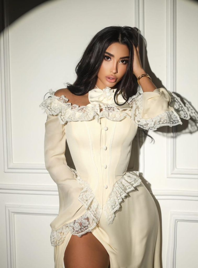 Russian escort from Lydia Dubai-Stars