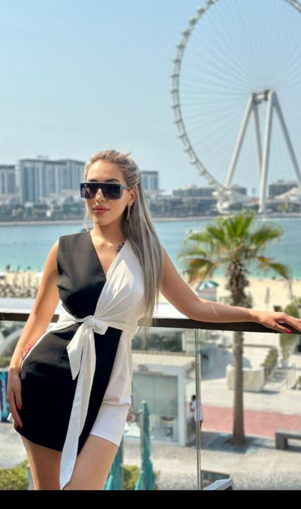 VIP escort from Anya Dubai works in
